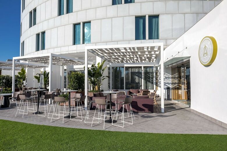 Hotel Barcel� Sevilla Renacimiento