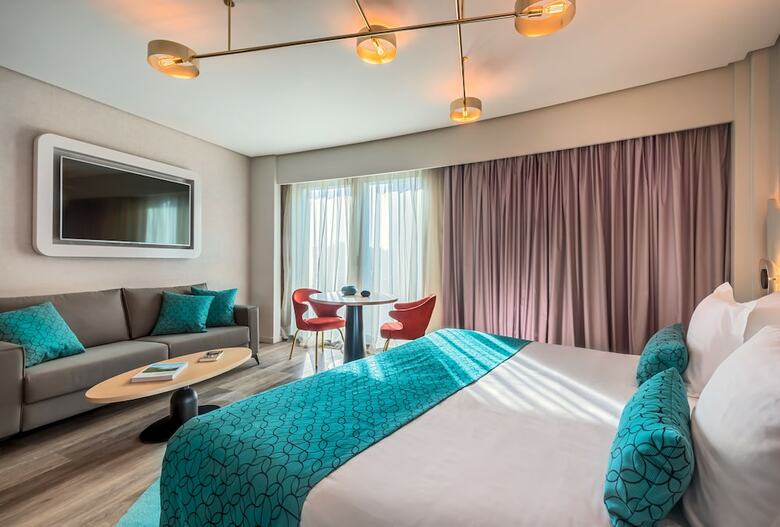 Hotel Barcel� Sevilla Renacimiento