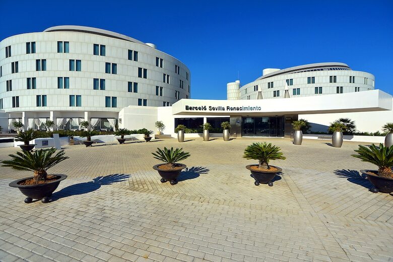 Hotel Barcel� Sevilla Renacimiento