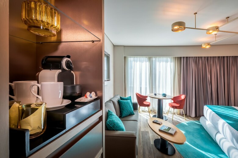 Hotel Barcel� Sevilla Renacimiento