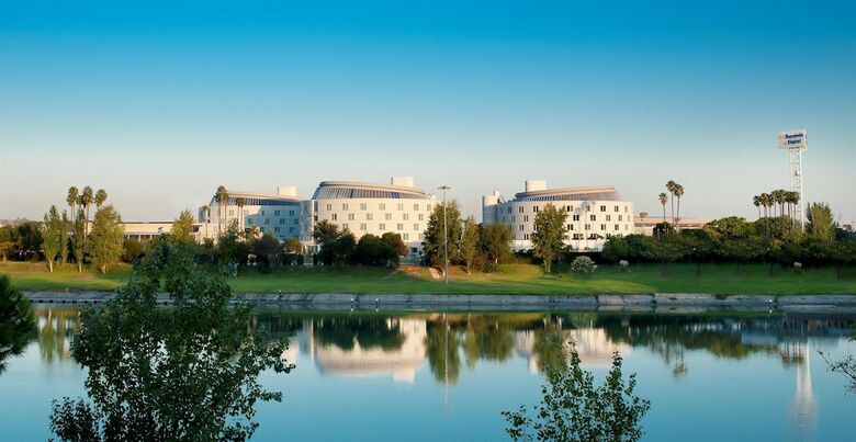 Hotel Barcel� Sevilla Renacimiento