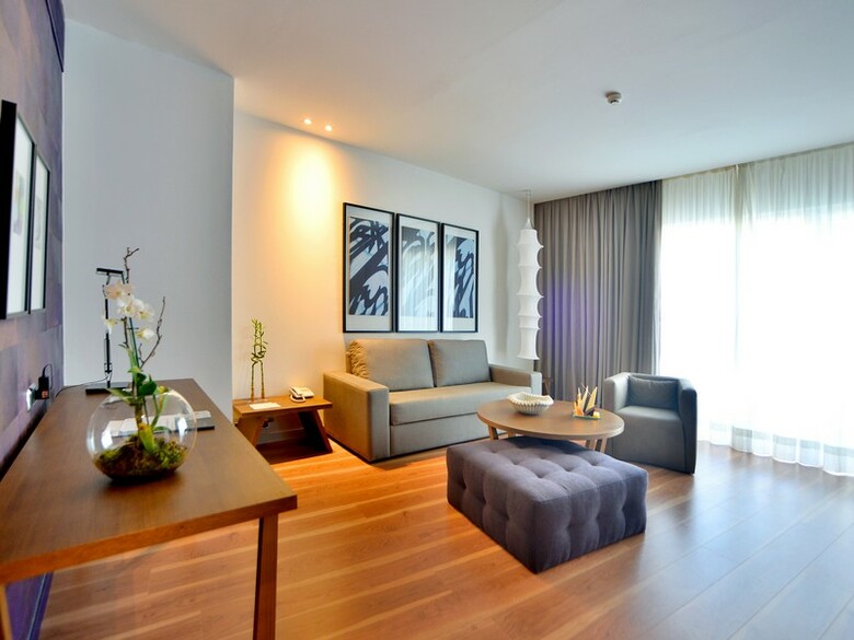 Hotel Barcel� Sevilla Renacimiento