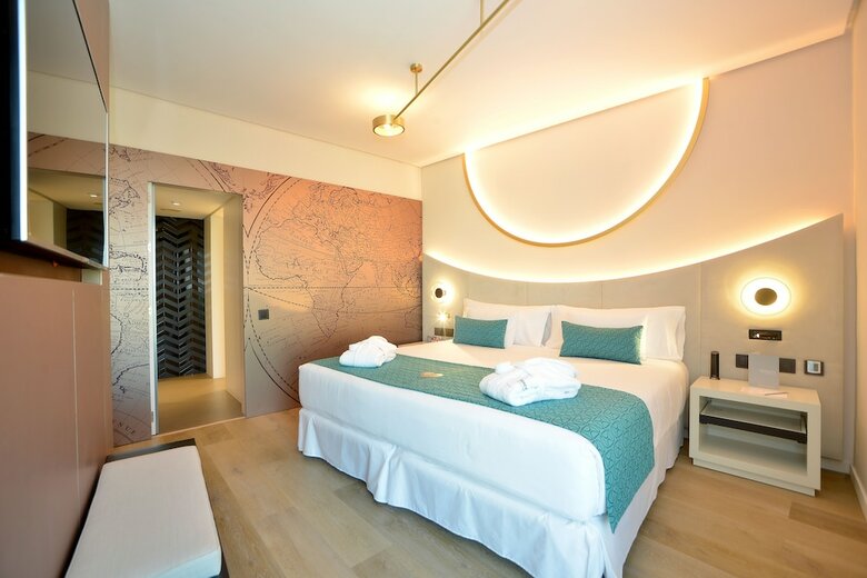 Hotel Barcel� Sevilla Renacimiento