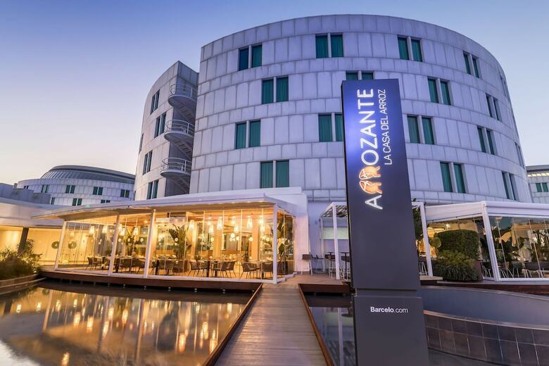 Hotel Barcel� Sevilla Renacimiento