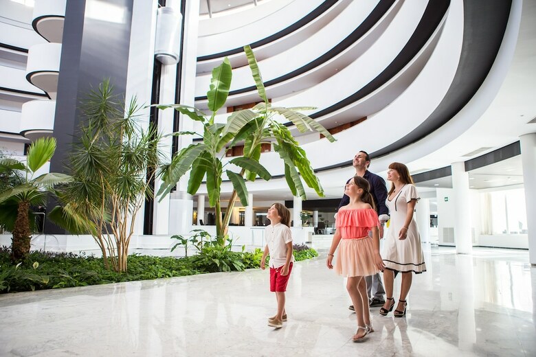 Hotel Barcel� Sevilla Renacimiento