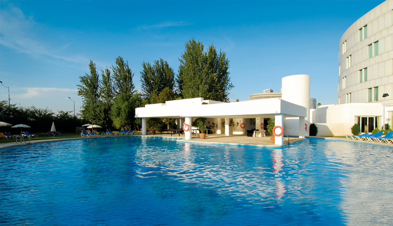 Hotel Barcel� Sevilla Renacimiento