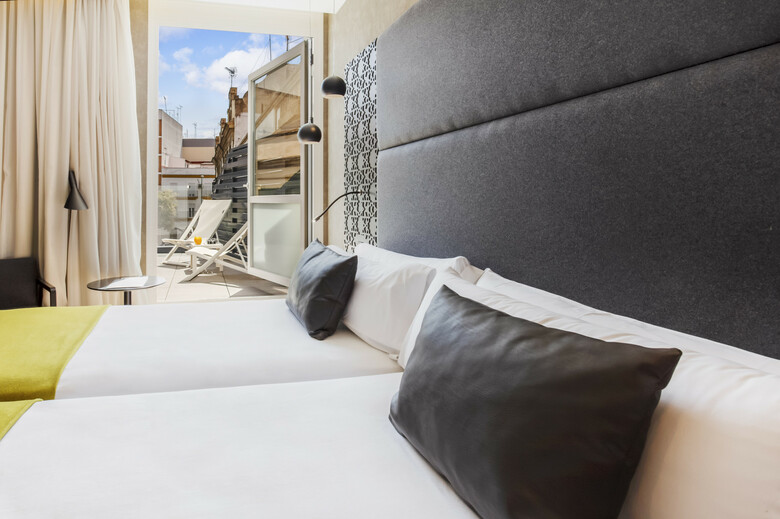 Hotel Catalonia Giralda