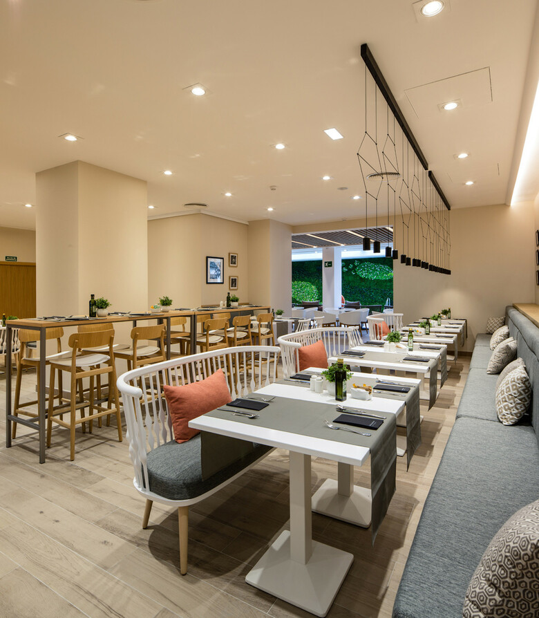 Hotel Catalonia Giralda