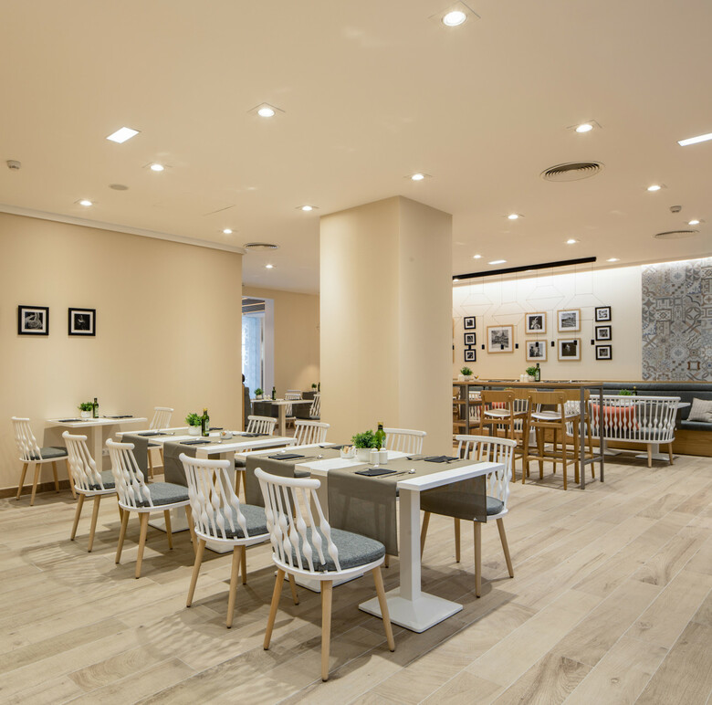 Hotel Catalonia Giralda