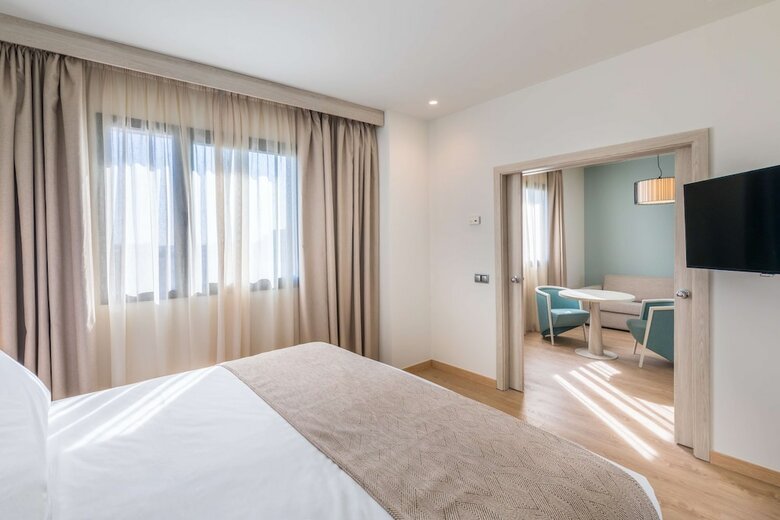 Hotel Occidental Sevilla Viapol