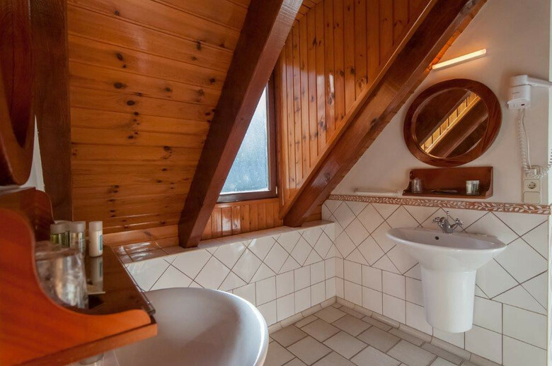 Hotel Y Apartamentos Vilagaros