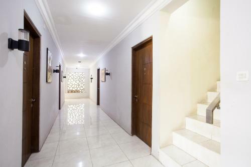Hostal Reddoorz Plus Near Marvell City