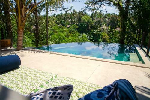 Villa Riverview Gardens