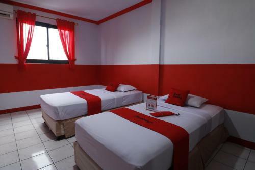 Hostal Reddoorz Plus @ Samratulangi Manado