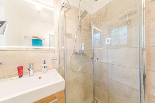 Apartamento Ferienwohnungen Haus Am Strand Zingst
