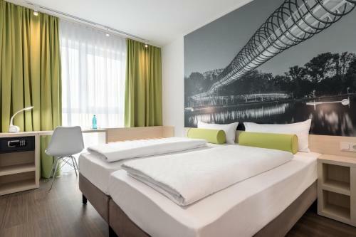 Hotel Super8 By Wyndham Oberhausen