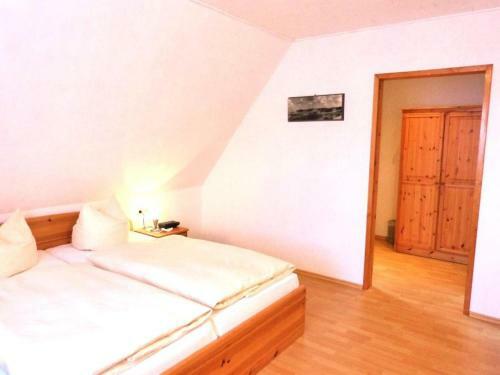 G�stehaus Gerdina Doppelzimmer Nr. 7