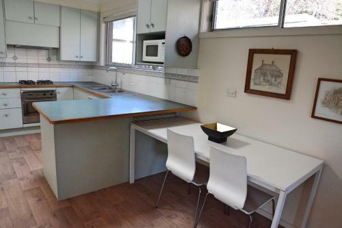 Cheltenham Family House