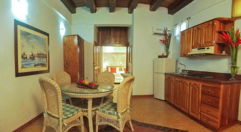 Hotel 3 Banderas