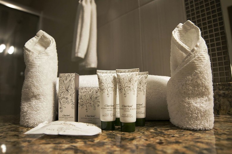 Victoria Hotel And Suites