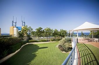 Hotel Mantra Mooloolaba Beach