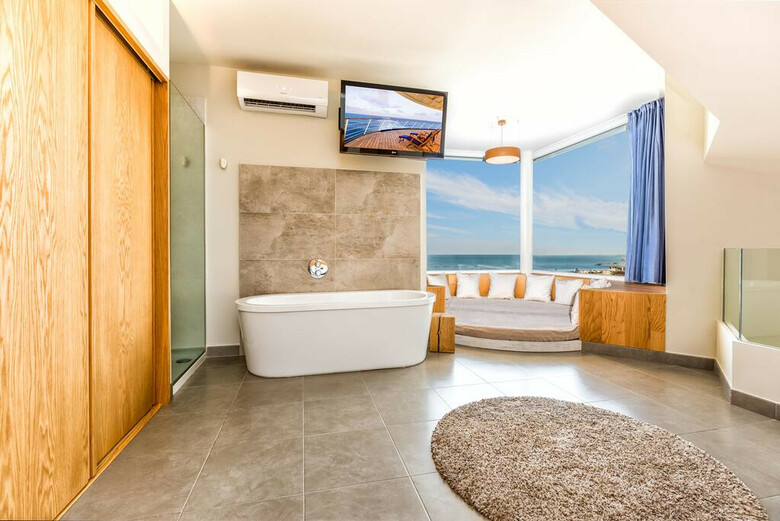 Higueron Hotel Malaga, Curio Collection By Hilton