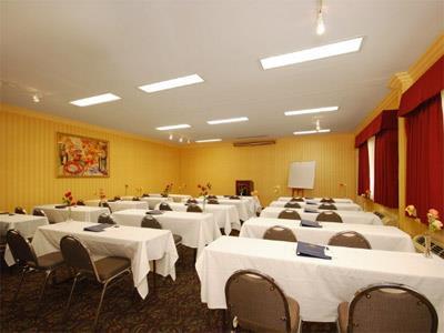 Hotel Best Western Plus Orange County Airport