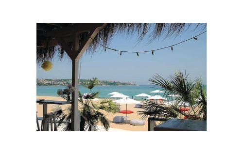 Four-bedroom Holiday Home In Sozopol