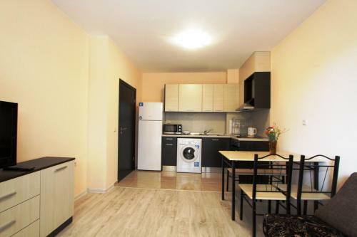 Lucky Apartments In Horizont Complex