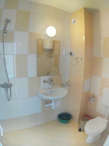 Hotel Aia Kavatsi