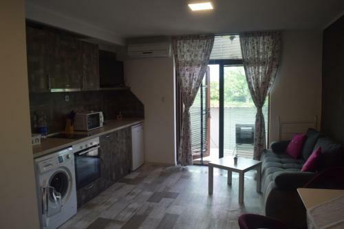 Zara Apartments