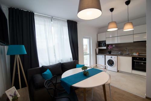 Zara Apartments