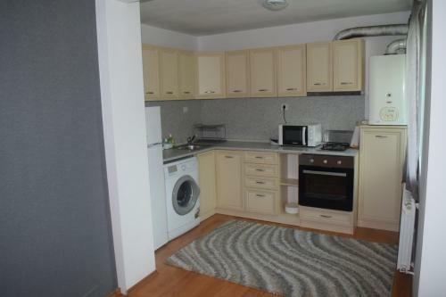 Zara Apartments