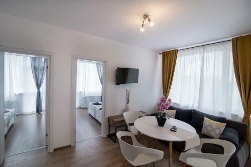 Zara Apartments