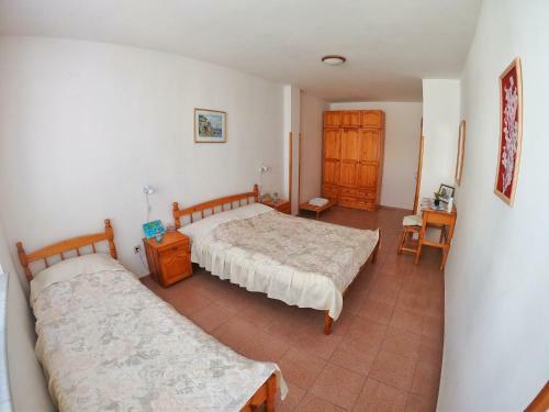Apartment In St. Vlas With Terrace
