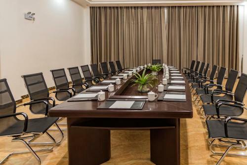 Yuanyang County Shengcun Yunti Hotel