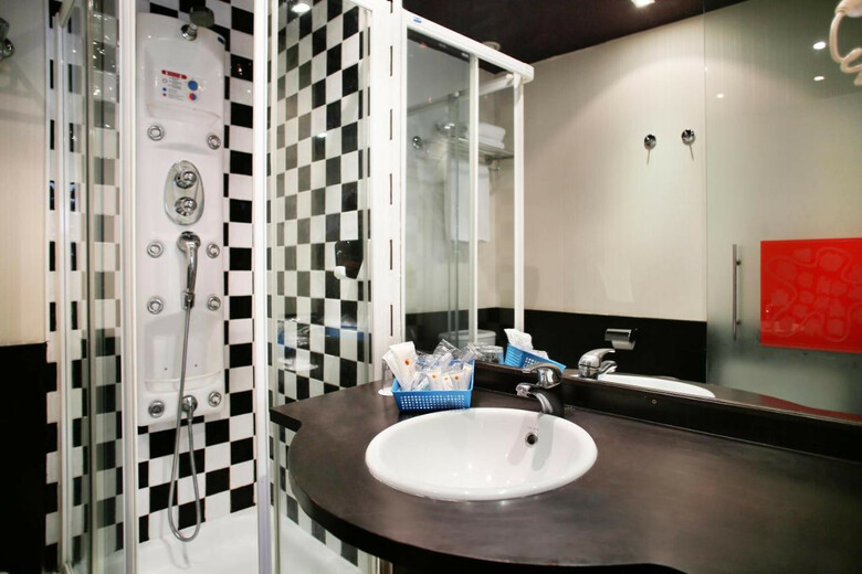 Hotel Avenida Gran Via