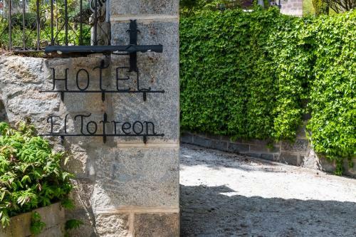 Hotel El Torre�n De Navacerrada