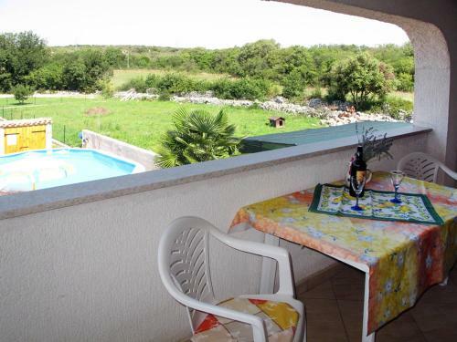 Holiday Home Haus Darija (Voj500)