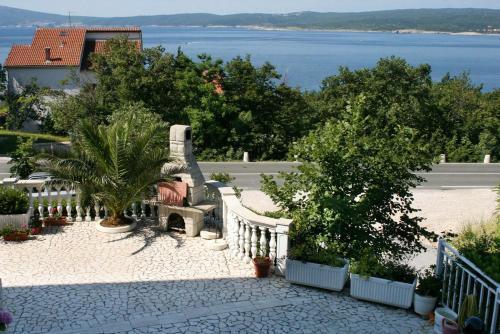 Apartments With A Parking Space Crikvenica - 5532
