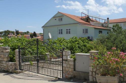 Hostal Double Room Mali Losinj 2495g