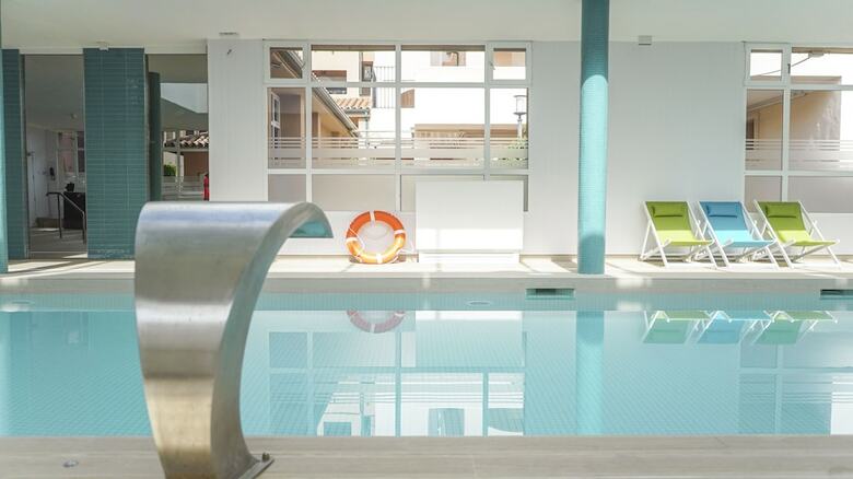 Aparthotel Los Amigos Beach Club