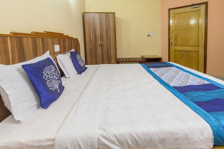 Hotel Priya Palace