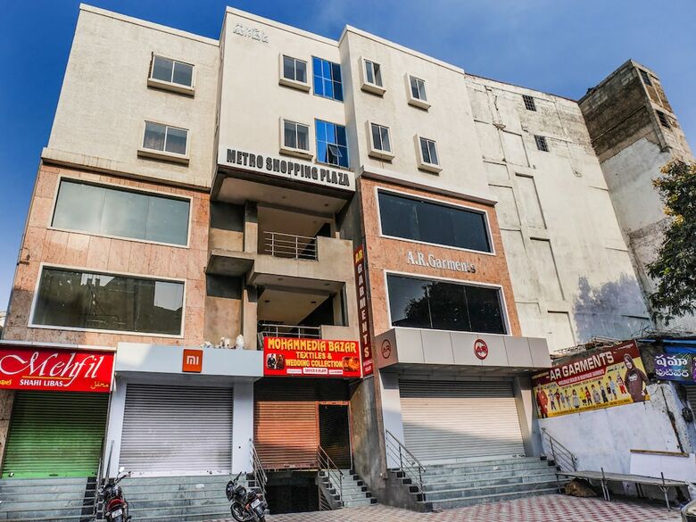 Hotel Oyo 18341 Flagship Metro International