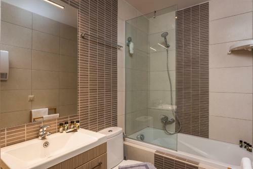 Trianon Luxury Apartments & Suites