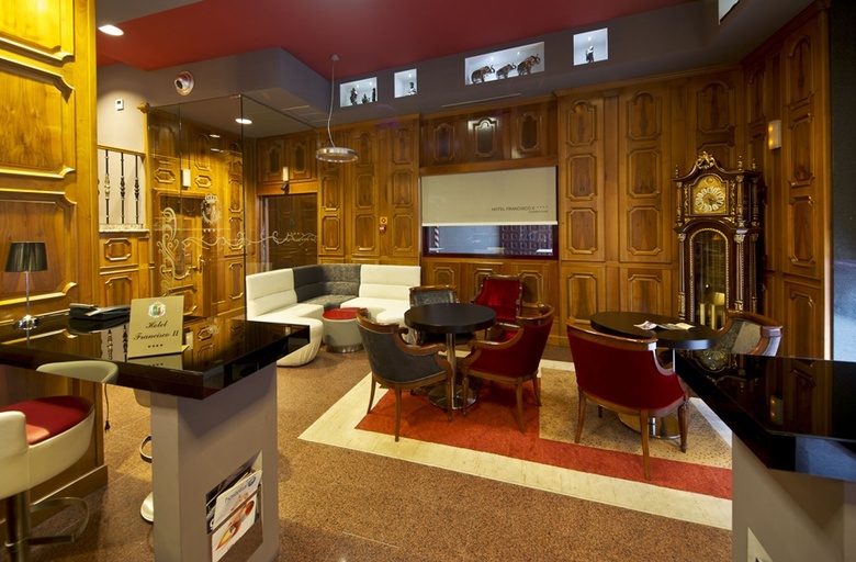Hotel Francisco II