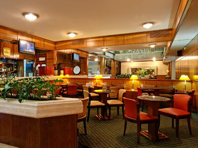 Hotel Balmoral Plaza