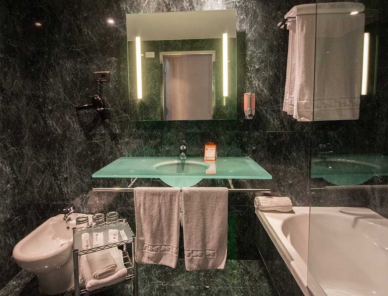 B&B Hotel Granada Estaci�n