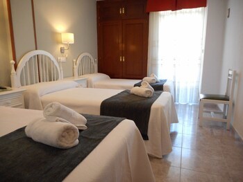 Hotel Hostal Gran Via