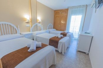 Hotel Hostal Gran Via